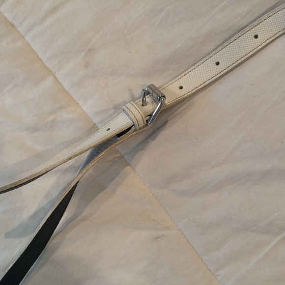 Lacrosse Anna 🎉HP🎉🔥SALE🔥reversible black and white bag - Picture 6 of 9